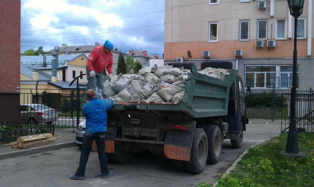 Вывоз строительного мусора в Урае от 1667 руб. – ПроМусор