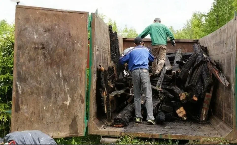 Вывоз мусора после пожара в Урае от ПроМусор — уборка, утилизация, цена от 2553 руб