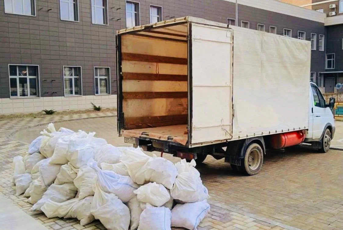 Вывоз строительного мусора из новостроек в Урае в октябре