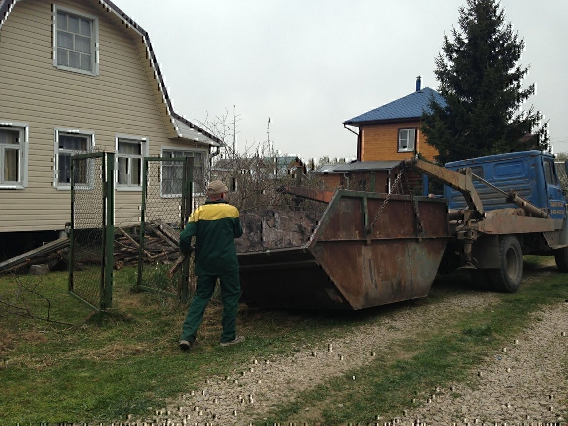 Вывоз мусора и отходов с дачи и участка СНТ в Урае в октябре