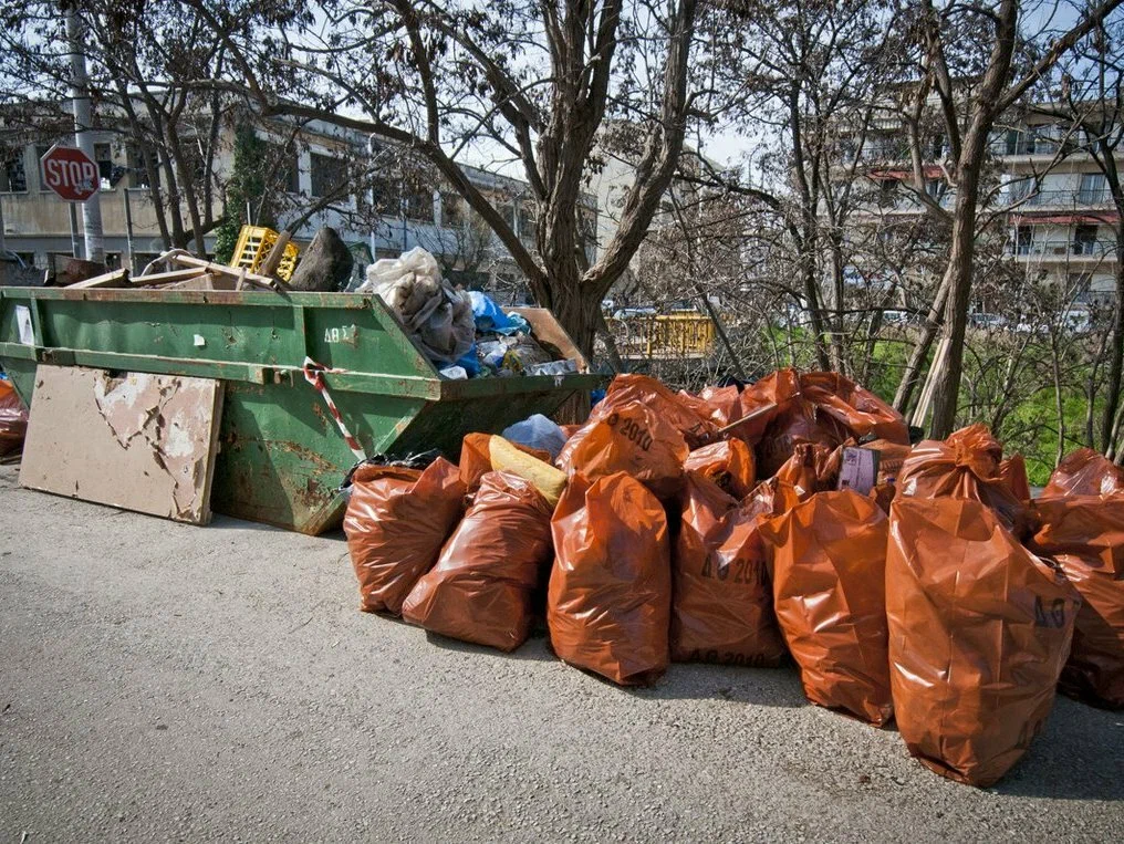 Круглосуточный вывоз мусора в Урае в октябре