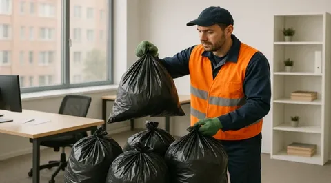 Уборка и вывоз мусора после мероприятий в Урае в октябре