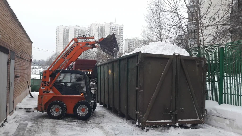 Вывоз снега контейнерами в Урае — цена от 3335 руб., заказать контейнер для снега в ПроМусор